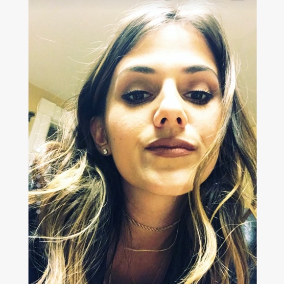 MEET YOUR POSHER ❤ - Picture 2 of 7